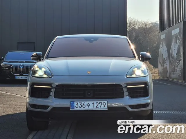 Porsche Cayenne (PO536) 3.0 E-Hybrid