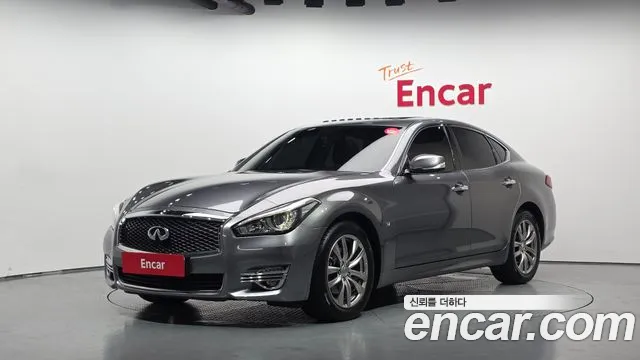 Infiniti Q70 3.7 Style