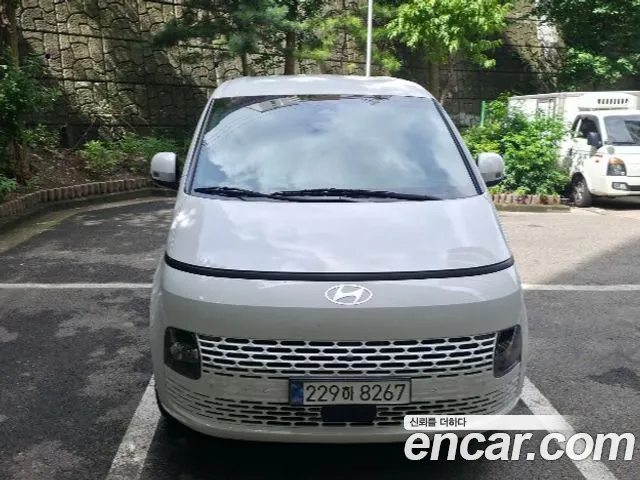 Hyundai Staria HEV 1.6 9 Modern