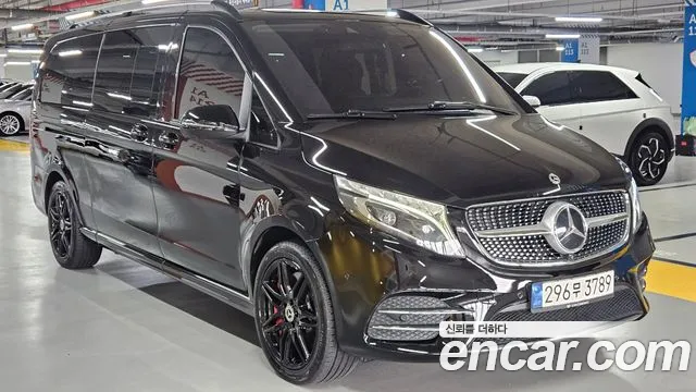 Mercedes-Benz V-Class V300 CDI W447