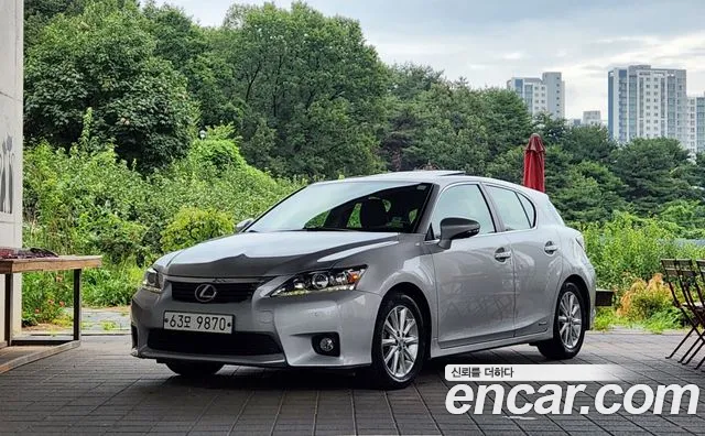 Lexus CT200 h 1.8 ZWA10