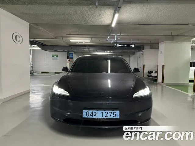 Tesla Model 3 RWD