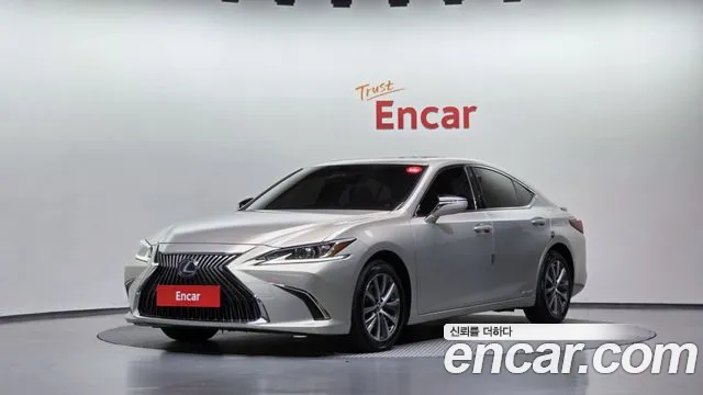 Lexus ES300 h 7 generation