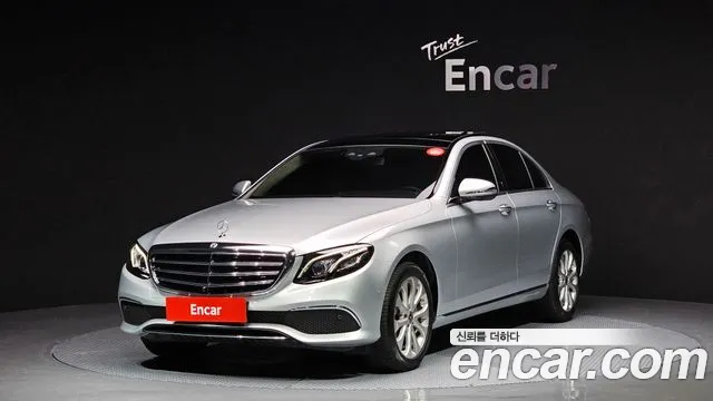 Mercedes-Benz E- W213 E300 4MATIC Exclusive