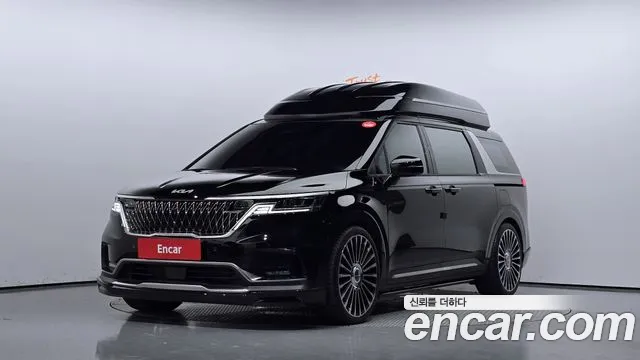 Kia Carnival 4 Gasoline 9