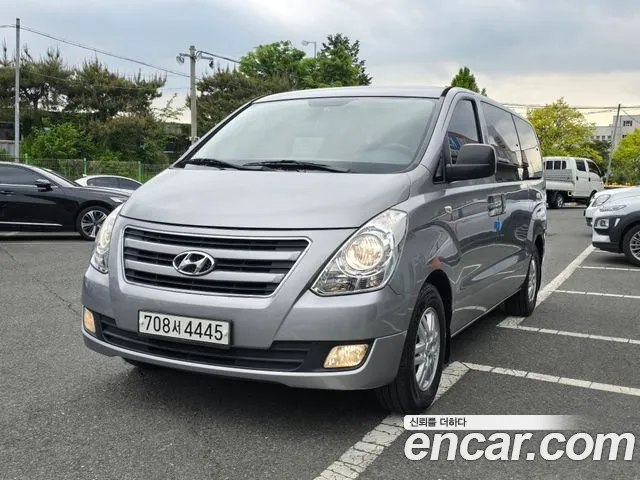 Hyundai Grand Starex 12