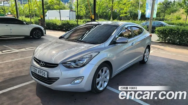 Hyundai Avante MD M16 GDI