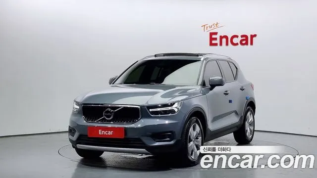 Volvo XC40 B4