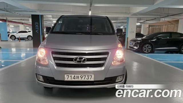 Hyundai Grand Starex 4WD 12