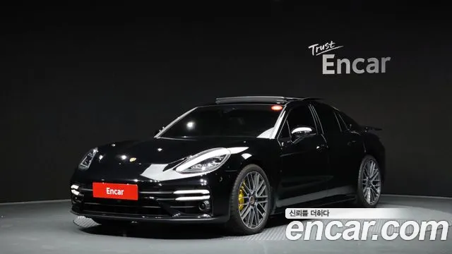 Porsche Panamera (971) 4.0 Turbo S