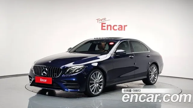 Mercedes-Benz E- W213 E300 4MATIC AMG Line