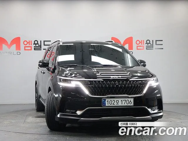 Kia Carnival 4 Gasoline 9 Signature