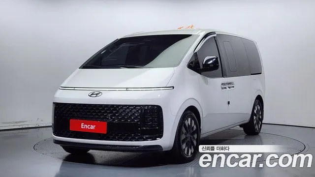 Hyundai Staria 9 Prestige