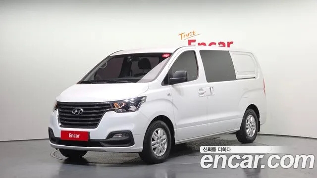 Hyundai The New Grand Starex 5