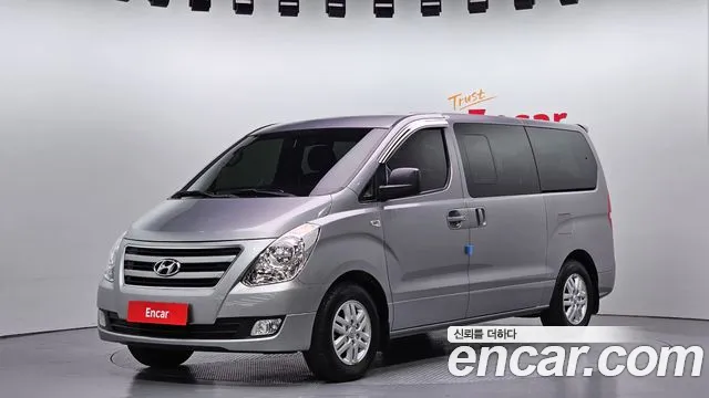 Hyundai Grand Starex 12