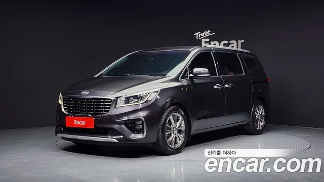 Kia The New Carnival 9 Noblesse