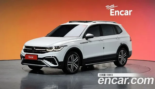 Volkswagen Tiguan 2.0 TSI Prestige