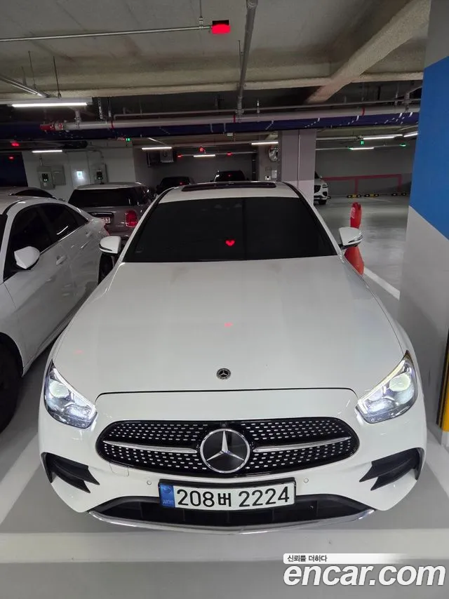 Mercedes-Benz E- W213 E220d 4MATIC AMG Line