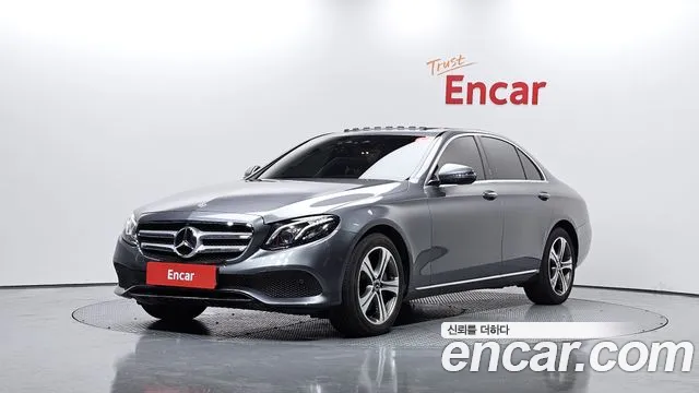 Mercedes-Benz E- W213 E300 4MATIC