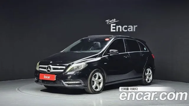 Mercedes-Benz B- W246 B200 CDI