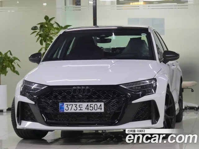 Audi RS3 (8Y) 2.5 TFSI