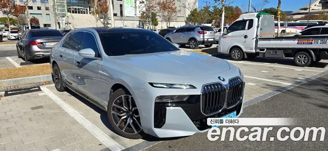 BMW i7 (G70) xDrive 60 M