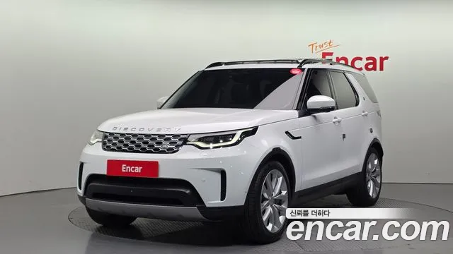 Land Rover Discovery 5 D250 SE