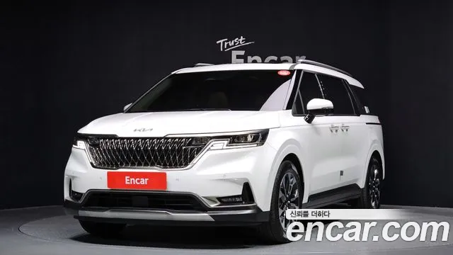 Kia Carnival 4 Gasoline 7 Signature