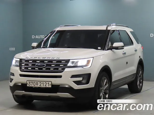 Ford Explorer 2.3 Limited 4WD 5