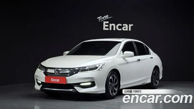 Honda Accord 2.4 9