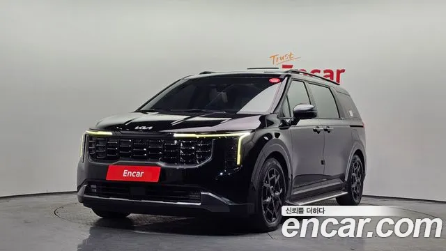 Kia The New Carnival 4 7