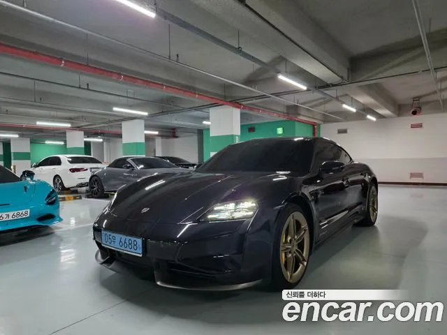 Porsche Taycan Turbo S