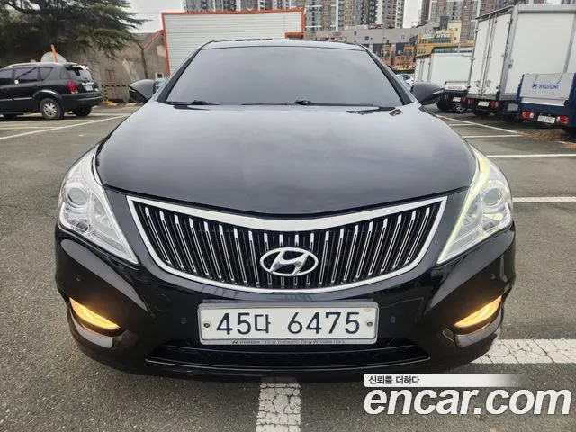 Hyundai Grandeur HG HG240