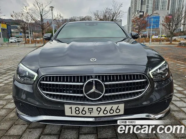 Mercedes-Benz E- W213 E350 4MATIC