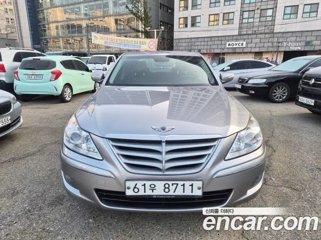 Hyundai Genesis BH330 Base
