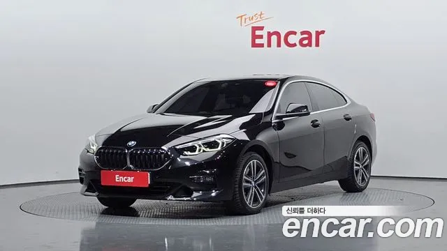 BMW 2 (F44) 220i