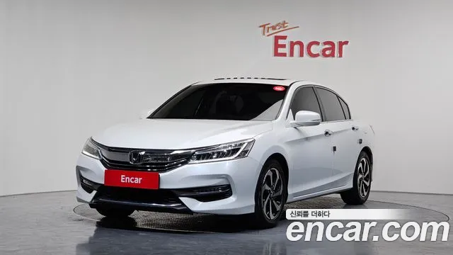 Honda Accord 2.4 9