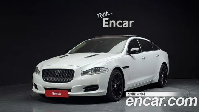 Jaguar All New XJ 3.0D Premium LWB X351