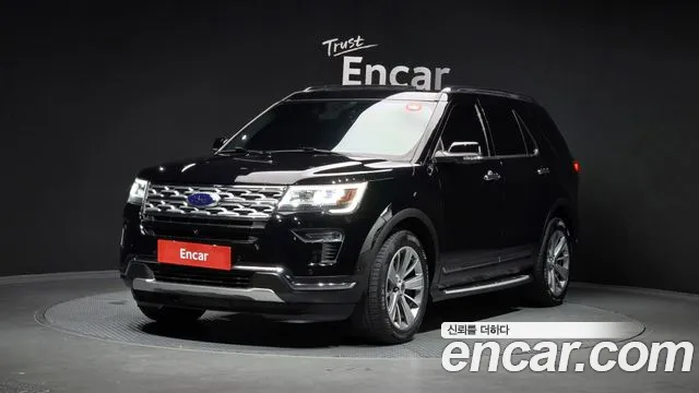 Ford Explorer 2.3 Limited 4WD 5