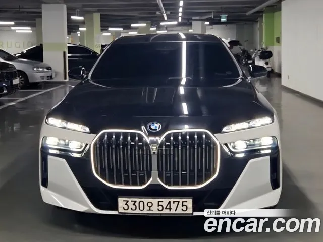 BMW 7 (G70) 750e xDrive M