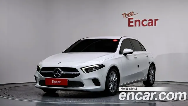Mercedes-Benz A- W177 A220