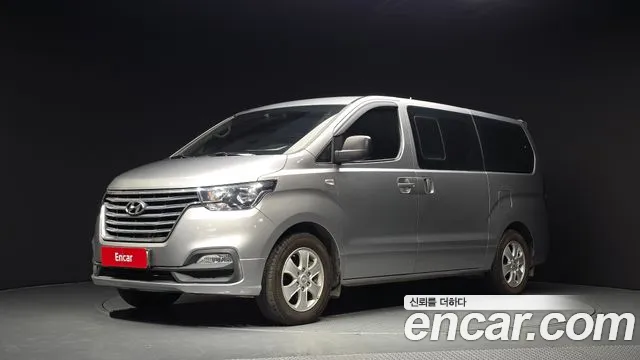 Hyundai The New Grand Starex 12