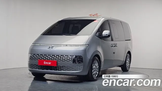 Hyundai Staria 5