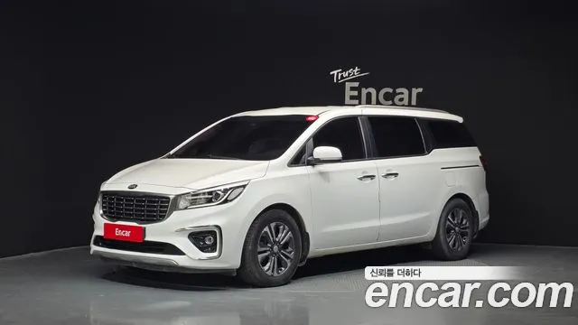 Kia The New Carnival 9