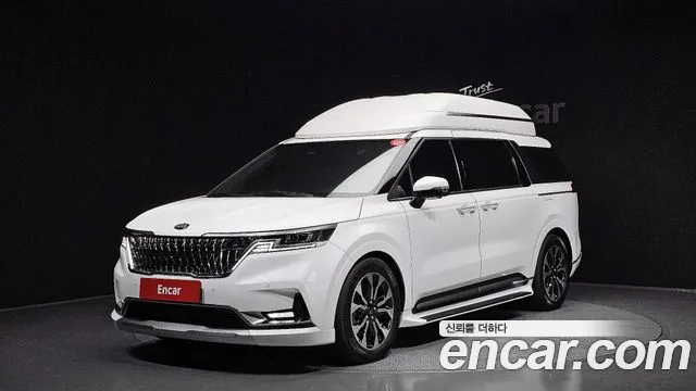 Kia Carnival 4 Gasoline 7 Signature