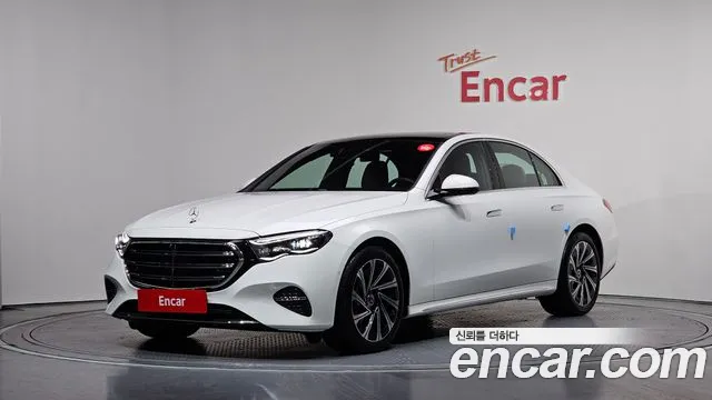 Mercedes-Benz E- W214 E300 4MATIC Exclusive