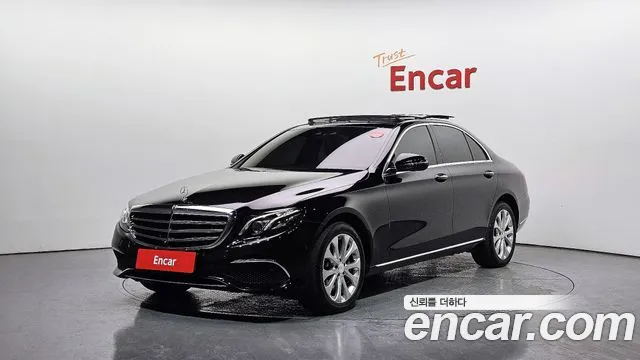 Mercedes-Benz E- W213 E300 4MATIC Exclusive