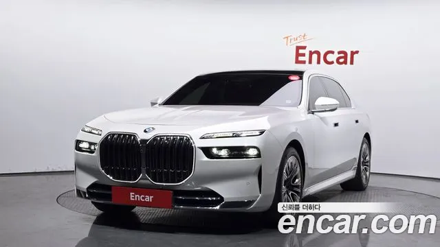 BMW 7 (G70) 740i sDrive