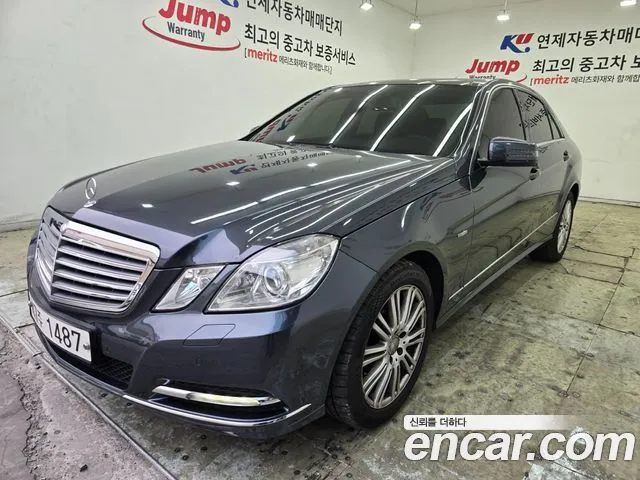 Mercedes-Benz E- W212 E300