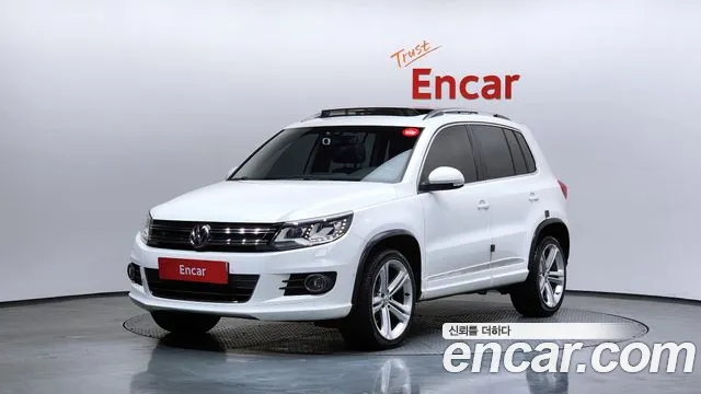Volkswagen Tiguan 2.0 TDI R- 5N